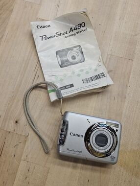 Canon PowerShot A480 10.0MP Digital Camera - Silver